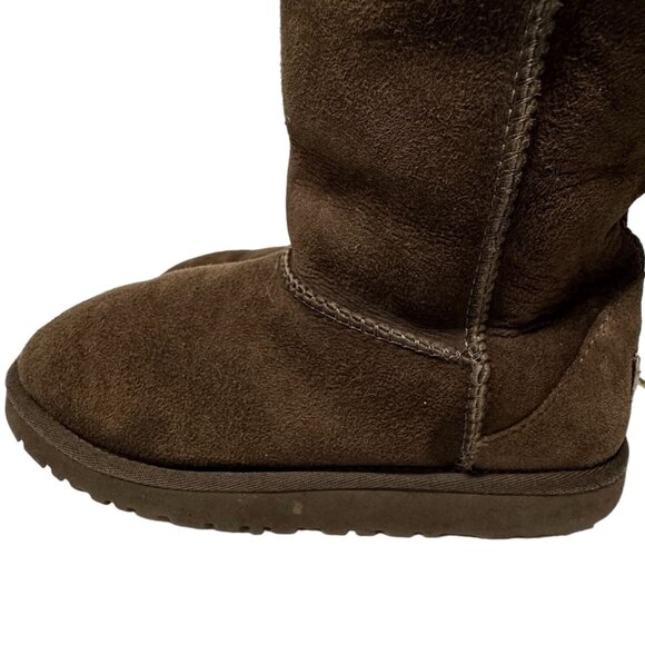 UGG Classic Tall Boot Youth 4 Dark Brown Suede Sheepskin Shearling Lined PullOn - Picture 15 of 16
